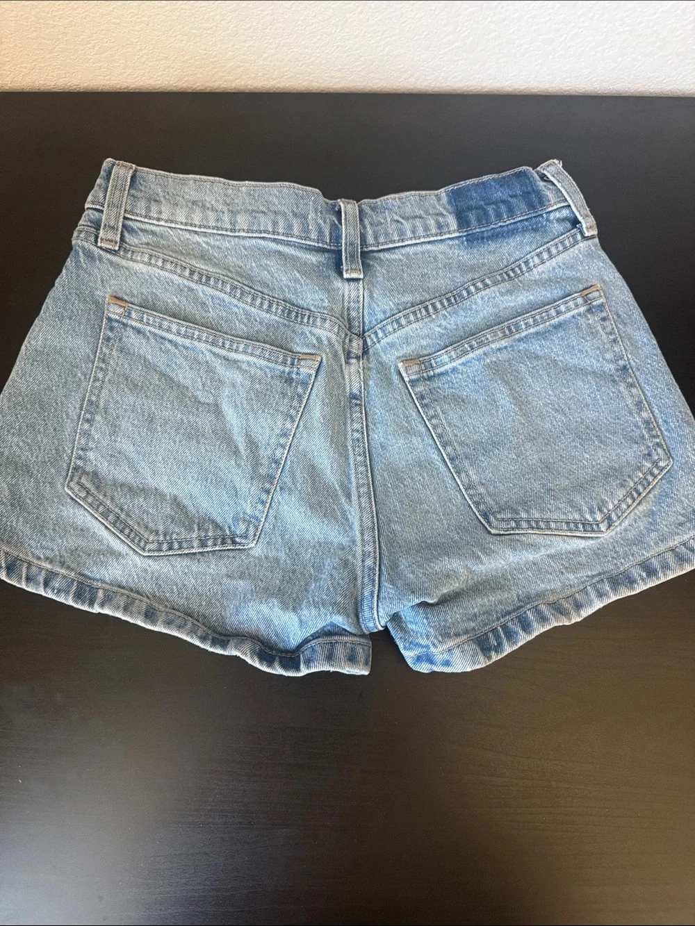 Abercrombie & Fitch High Rise Mom Short | 26